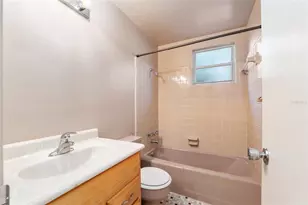 560 E Country Club Dr, Williston, FL 32696 - Photo 42