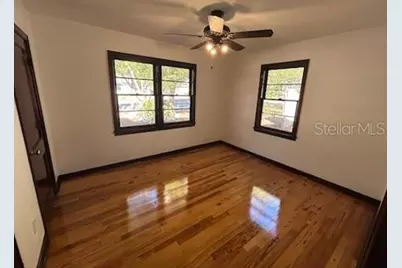 1027 NW 11th Avenue, Gainesville, FL 32601 - Photo 8