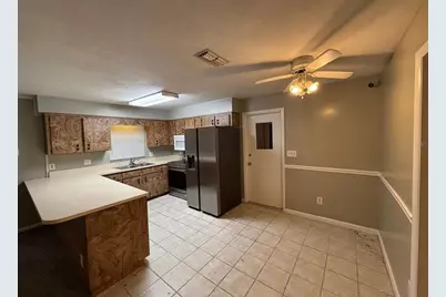 1100 SW 20th Place, Gainesville, FL 32601 - Photo 8