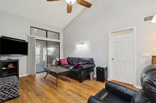 2718 NW 39th Dr, Gainesville, FL 32606 - Photo 18