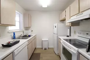 2360 SW Archer Rd, Gainesville, FL 32608 - Photo 10