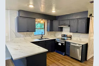 1715 NE 6th Place, Gainesville, FL 32641 - Photo 10