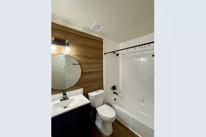 1715 NE 6th Place, Gainesville, FL 32641 - Photo 14