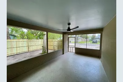1715 NE 6th Place, Gainesville, FL 32641 - Photo 6