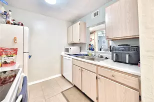 2360 SW Archer Rd, Gainesville, FL 32608 - Photo 16