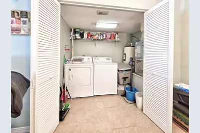 2360 SW Archer Road #801, Gainesville, FL 32608 - Photo 10