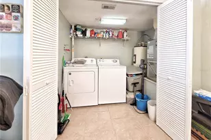 2360 SW Archer Rd, Gainesville, FL 32608 - Photo 10