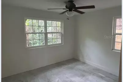 930 NE 12th Avenue, Gainesville, FL 32601 - Photo 8