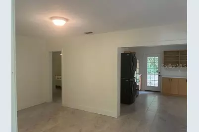 930 NE 12th Avenue, Gainesville, FL 32601 - Photo 2