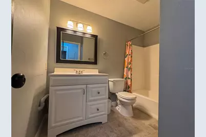 1015 SW 9th Street #D21, Gainesville, FL 32601 - Photo 12