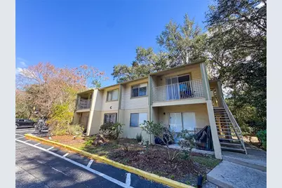 1015 SW 9th Street #D21, Gainesville, FL 32601 - Photo 2