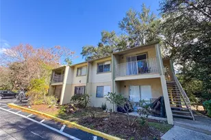 1015 SW 9th St, Gainesville, FL 32601 - Photo 2