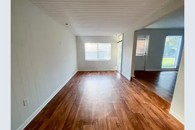 610 NW 34th Terrace, Gainesville, FL 32607 - Photo 6