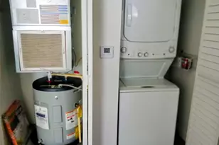 1583 NW 29 Rd, Gainesville, FL 32605 - Photo 12