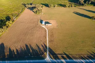 3789 NW 202nd St, Newberry, FL 32669 - Photo 2