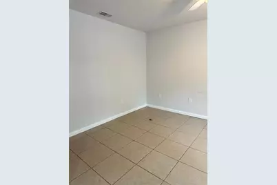 2220 SW 39th Way #C, Gainesville, FL 32607 - Photo 4