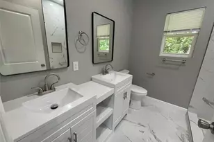 634 NE 15th Ter, Gainesville, FL 32641 - Photo 12