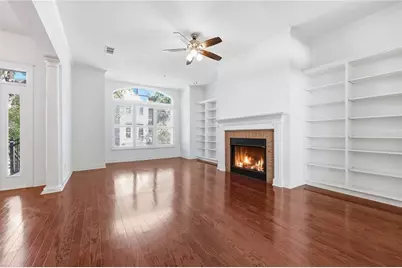 132 NE 4th Street, Gainesville, FL 32601 - Photo 4