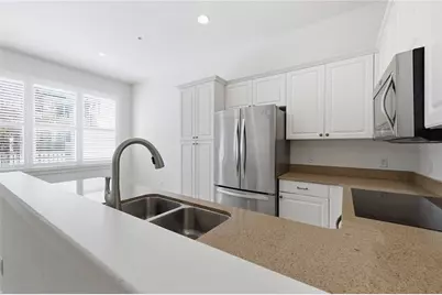 132 NE 4th Street, Gainesville, FL 32601 - Photo 10