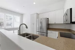 132 NE 4 St, Gainesville, FL 32601 - Photo 10