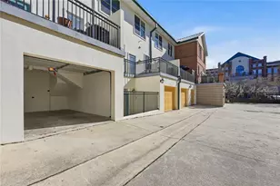 132 NE 4 St, Gainesville, FL 32601 - Photo 36