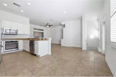 132 NE 4th Street, Gainesville, FL 32601 - Photo 14