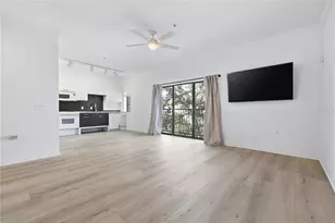 20 SW 6th St, Gainesville, FL 32601 - Photo 4