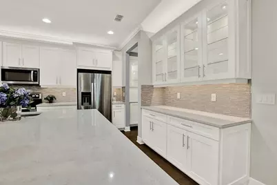 2005 Palm Key Avenue, Oldsmar, FL 34677 - Photo 6