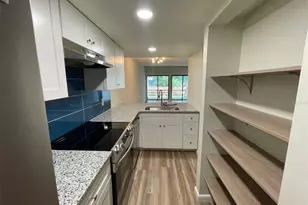 1638 SW 16th St, Gainesville, FL 32608 - Photo 8