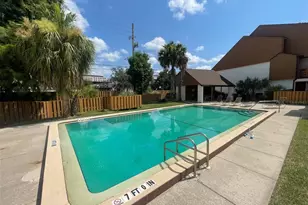 1638 SW 16th St, Gainesville, FL 32608 - Photo 20