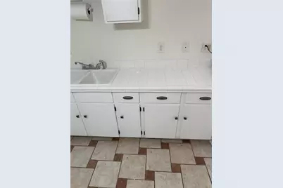 205 E Voorhis Avenue, Deland, FL 32724 - Photo 18