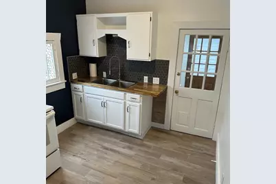 205 E Voorhis Avenue, Deland, FL 32724 - Photo 8