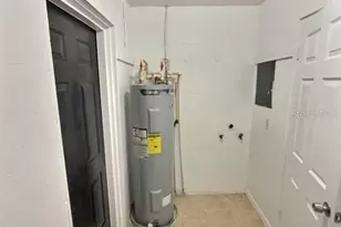 2900 NE 17th Dr, Gainesville, FL 32609 - Photo 6