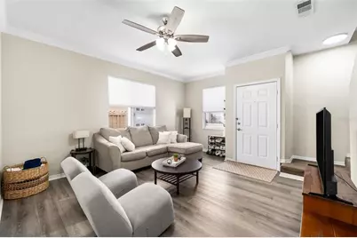 1710 NW 7th Street #104, Gainesville, FL 32609 - Photo 4