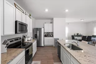 5126 SW 47th Ln, Gainesville, FL 32608 - Photo 16