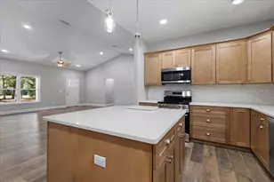 11171 NW 73rd Ct, Chiefland, FL 32626 - Photo 14