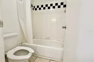 2601 SW Archer Rd, Gainesville, FL 32608 - Photo 16