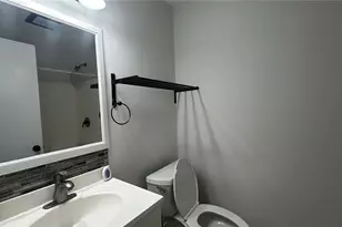 1606 NW 22nd St, Gainesville, FL 32605 - Photo 14