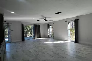 1606 NW 22nd St, Gainesville, FL 32605 - Photo 10