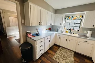 2210 NW 44th Pl, Gainesville, FL 32605 - Photo 6