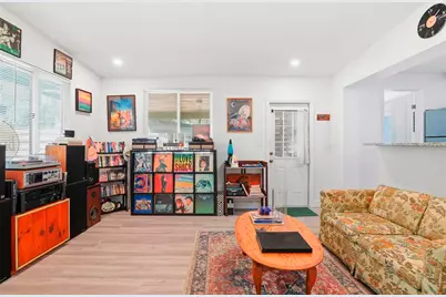 1115 NE 5th Place, Gainesville, FL 32601 - Photo 18