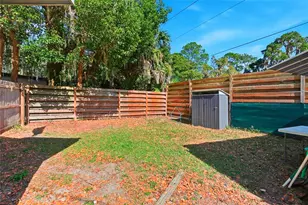 1115 NE 5th Pl, Gainesville, FL 32601 - Photo 32