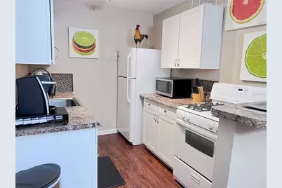 1700 SW 16th Court #C26, Gainesville, FL 32608 - Photo 4