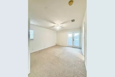 11572 NW 18th Place, Gainesville, FL 32606 - Photo 14