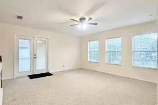 11572 NW 18th Pl, Gainesville, FL 32606 - Photo 18