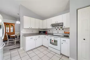17424 SE 111th Ave, Summerfield, FL 34491 - Photo 6
