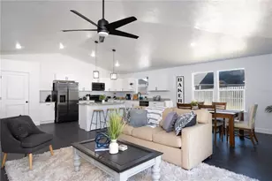 16668 NW 191st Way, High Springs, FL 32643 - Photo 4