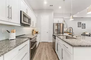 6464 SW 77th St, Gainesville, FL 32608 - Photo 10