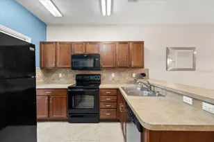 2945 SW 35th Pl, Gainesville, FL 32608 - Photo 8