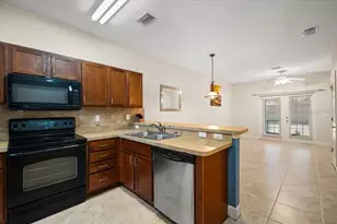 2945 SW 35th Pl, Gainesville, FL 32608 - Photo 6